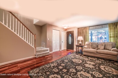 100 Arrowood Ct, Staten Island, NY 10309 - photo 7