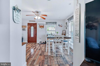 14255 Ritchie Rd, Cascade, MD 21719 - photo 3