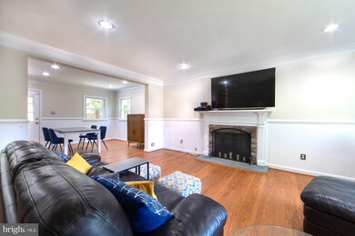 3254 Peace Valley Ln, Falls Church, VA 22044 - photo 7