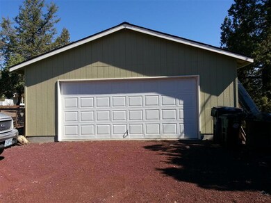 unlisted-address, Bend, OR 97703 - photo 4