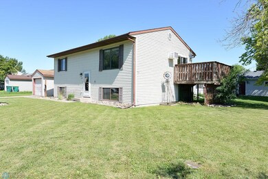 611 3rd St, Mapleton, ND 58059 - photo 3