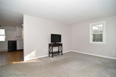 1 Deerfield Dr, Greenville, RI 02828 - photo 7