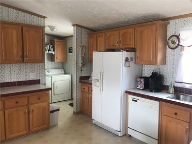 54 Songbird Ln, Tiverton, RI 02878 - photo 4