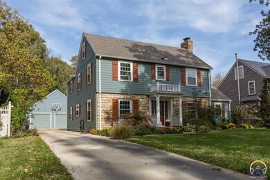 3114 SW 19th St, Topeka, KS 66604 - photo 2