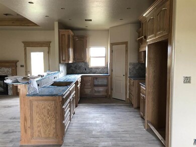 5480 NE Elk Point Rd, Elgin, OK 73538 - photo 6