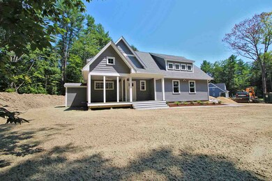 9 Oak St unit 3, Newmarket, NH 03857 - photo 2