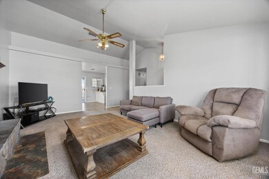 320 N Kern St, Ridgecrest, CA 93555 - photo 7