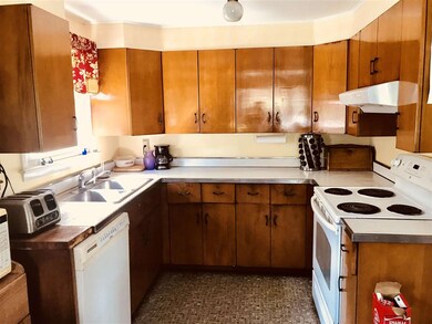 95 Sewalls Falls Rd, Concord, NH 03301 - photo 7