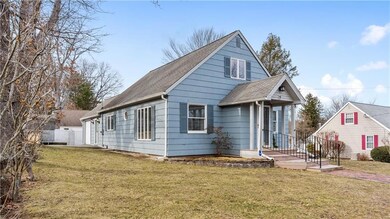 9 Palmer St, Greenville, RI 02828 - photo 3