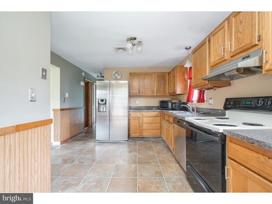 15 Danbury Dr, Sicklerville, NJ 08081 - photo 4