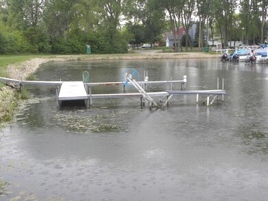 8300 Reva Bay Ln unit SLIP5, Fox Lake, IL 60020 - photo 3