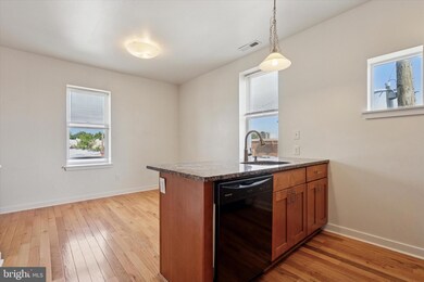 2128 N 17th St unit 2, Philadelphia, PA 19121 - photo 4