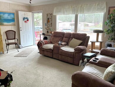 Living Room (2)