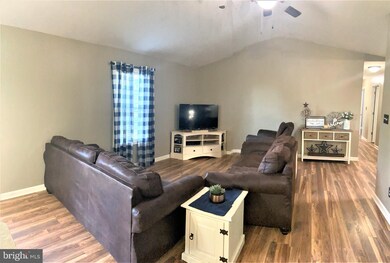 176 Alpenglow Way, Hedgesville, WV 25427 - photo 3