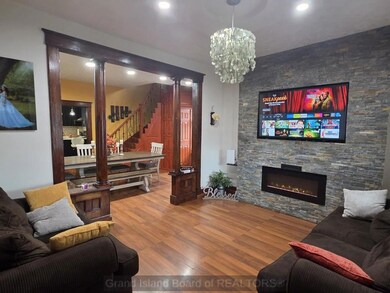 1322 W 5th St, Grand Island, NE 68801 - photo 2