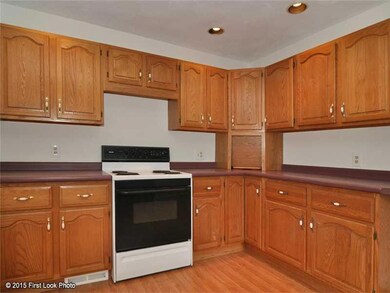 40 Valrene St, Coventry, RI 02816 - photo 7