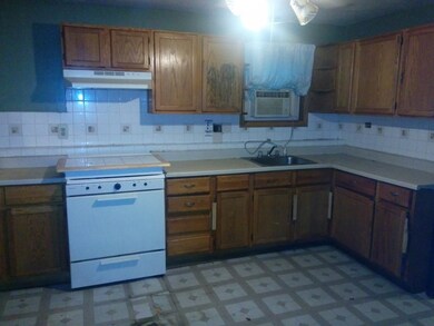 3077 N Elbridge Ave, Chicago, IL 60618 - photo 6