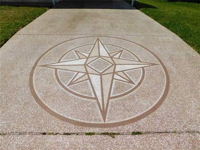 5655 Arrowhead Dr, Zephyrhills, FL 33542 - photo 4