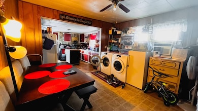 307 NE 2nd St, Fairfield, IL 62837 - photo 6