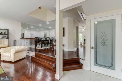 62 Joann Ct, Monmouth Junction, NJ 08852 - photo 4