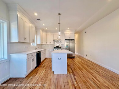 38 Greenway Ave, Staten Island, NY 10314 - photo 6