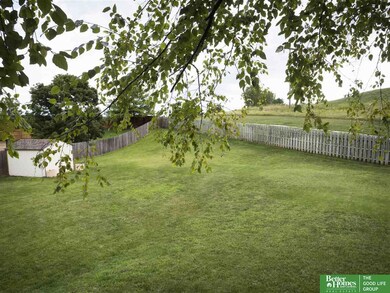 12601 Meredith Ave, Omaha, NE 68164 - photo 6