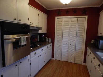 19 Hilltop Dr, Laurel, MS 39443 - photo 3