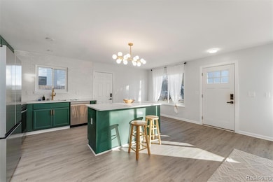 213 N Gainsborough Ave, Royal Oak, MI 48067 - photo 5