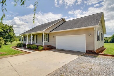 530 Barry Oak Rd, Statesville, NC 28625 - photo 5