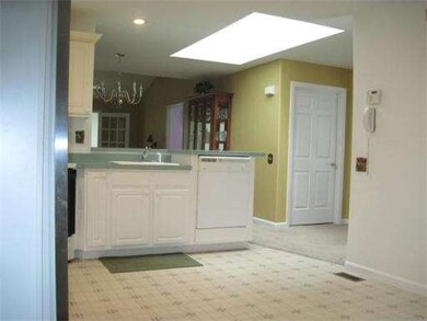 42 Country Squire Rd, Uxbridge, MA 01569 - photo 2