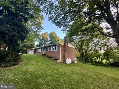 1317 Streaker Rd, Sykesville, MD 21784 - photo 5