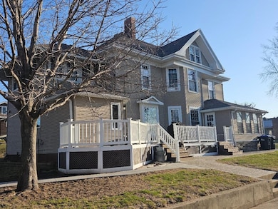 1808 8th Ave, Belle Plaine, IA 52208 - photo 3