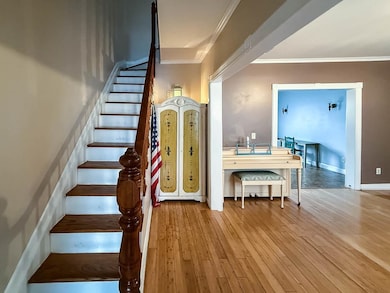 125 Poplar St, Jersey City, NJ 07307 - photo 3