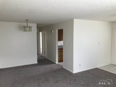 682 Pine Meadows Dr unit 4, Sparks, NV 89431 - photo 6