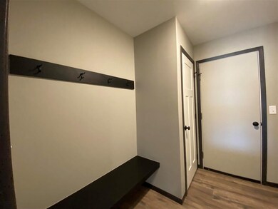 422 Dawson Dr, West Branch, IA 52358 - photo 7