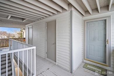 4914 Ravens Crest Dr, Plainsboro, NJ 08536 - photo 4