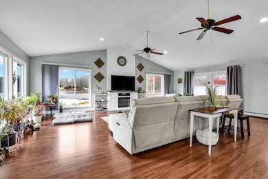 243 Kemp Rd, Hampton, CT 06247 - photo 6