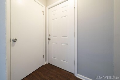 4-web-or-mls-1167-amity-ave