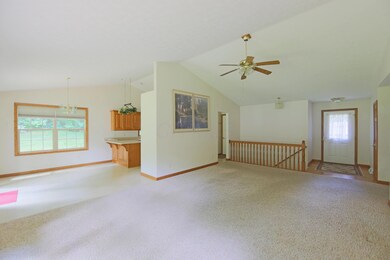 76 Grand Valley Ct, Howard, OH 43028 - photo 3
