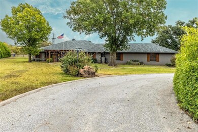 624 De la Cruz St, Weatherford, TX 76085 - photo 3