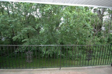 104 Garnet Dr unit IJ, Burlington, NJ 08016 - photo 6