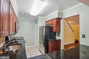 10811 Hampton Mill Terrace unit 518 (210 ON DOOR), Rockville, MD 20852 - photo 6