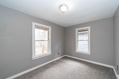 121 Academy St (10 of 11)