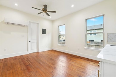 1435 Lesseps St, New Orleans, LA 70117 - photo 3