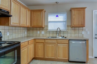 1708 Haven Dr, Bedford, TX 76022 - photo 7