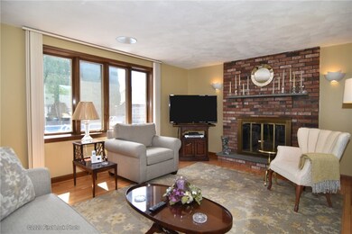 136 N View Ave, Cranston, RI 02920 - photo 4
