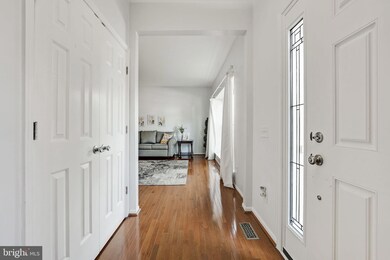 8548 Yoder St, Manassas, VA 20110 - photo 4