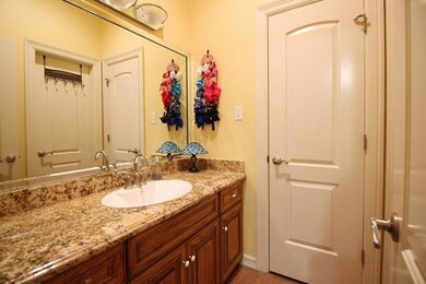 3012 Leslie St, Edinburg, TX 78539 - photo 5