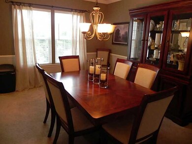 Dining Room. SPACIOUS DINING