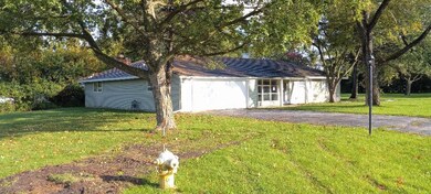 17761 Baker Ave, Country Club Hills, IL 60478 - photo 2